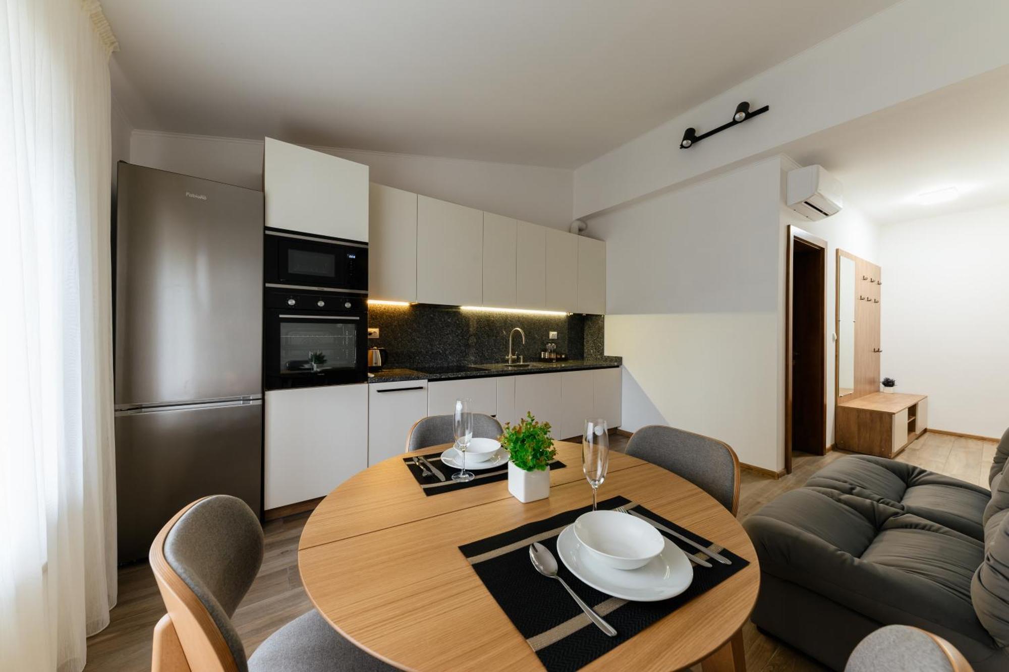Luxury Apartments Uzhorod Exterior foto